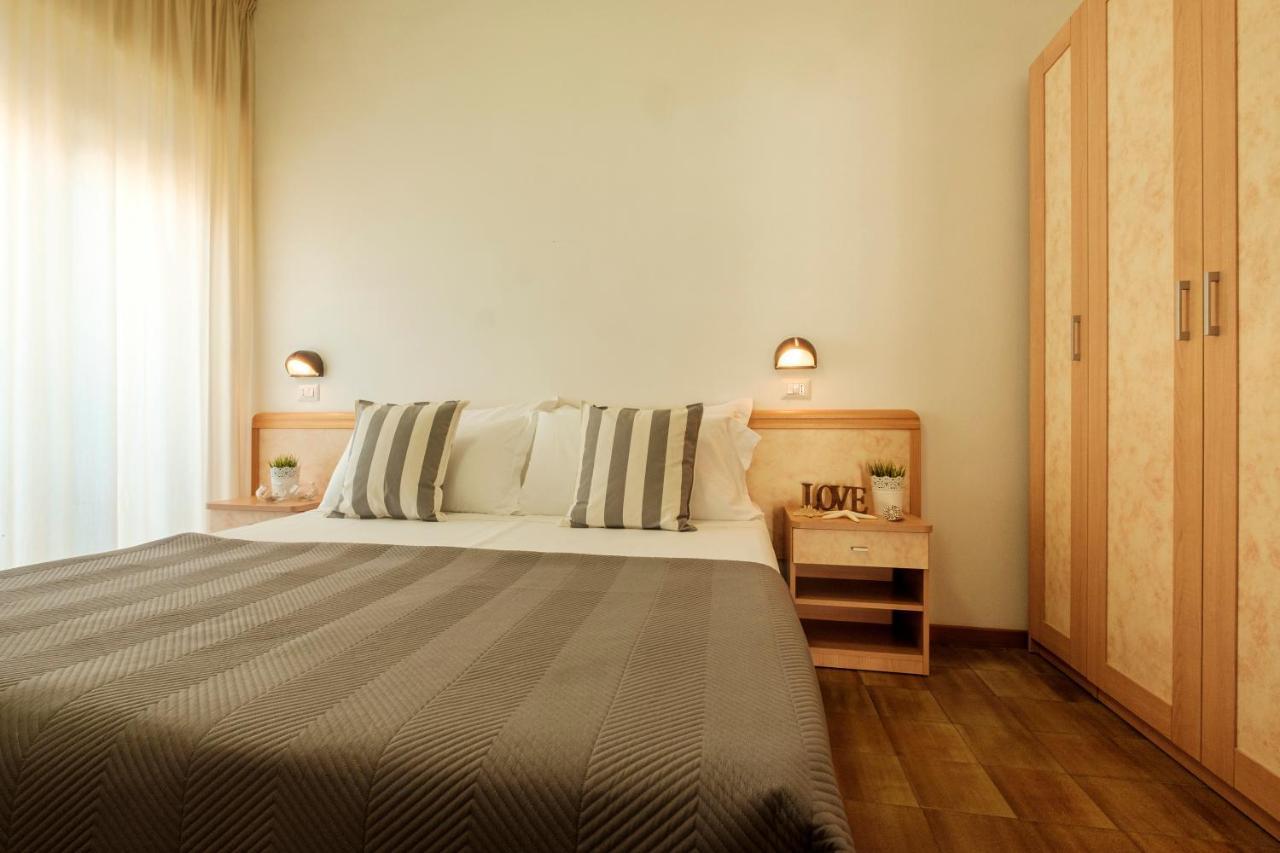 Double or Twin Room Balcony